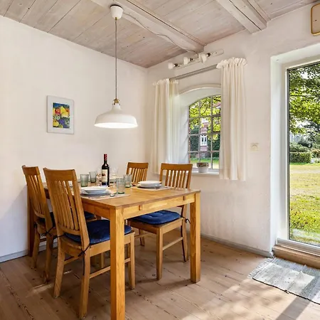 1 Terrassenwohnung *